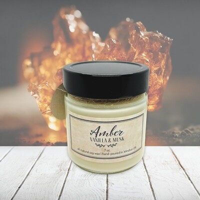 Amber Vanilla Musk - Soy wax candle 7 oz.