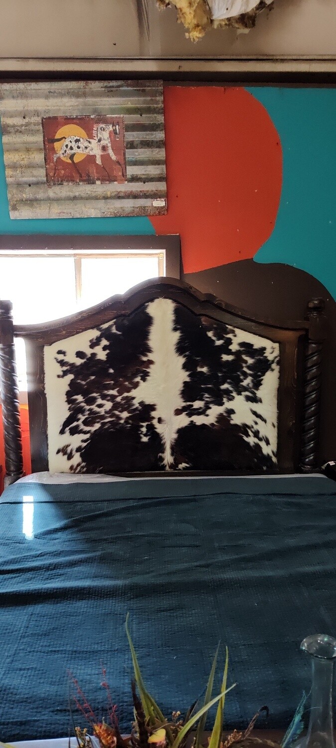 Twisted Dark King Cowhide Bed