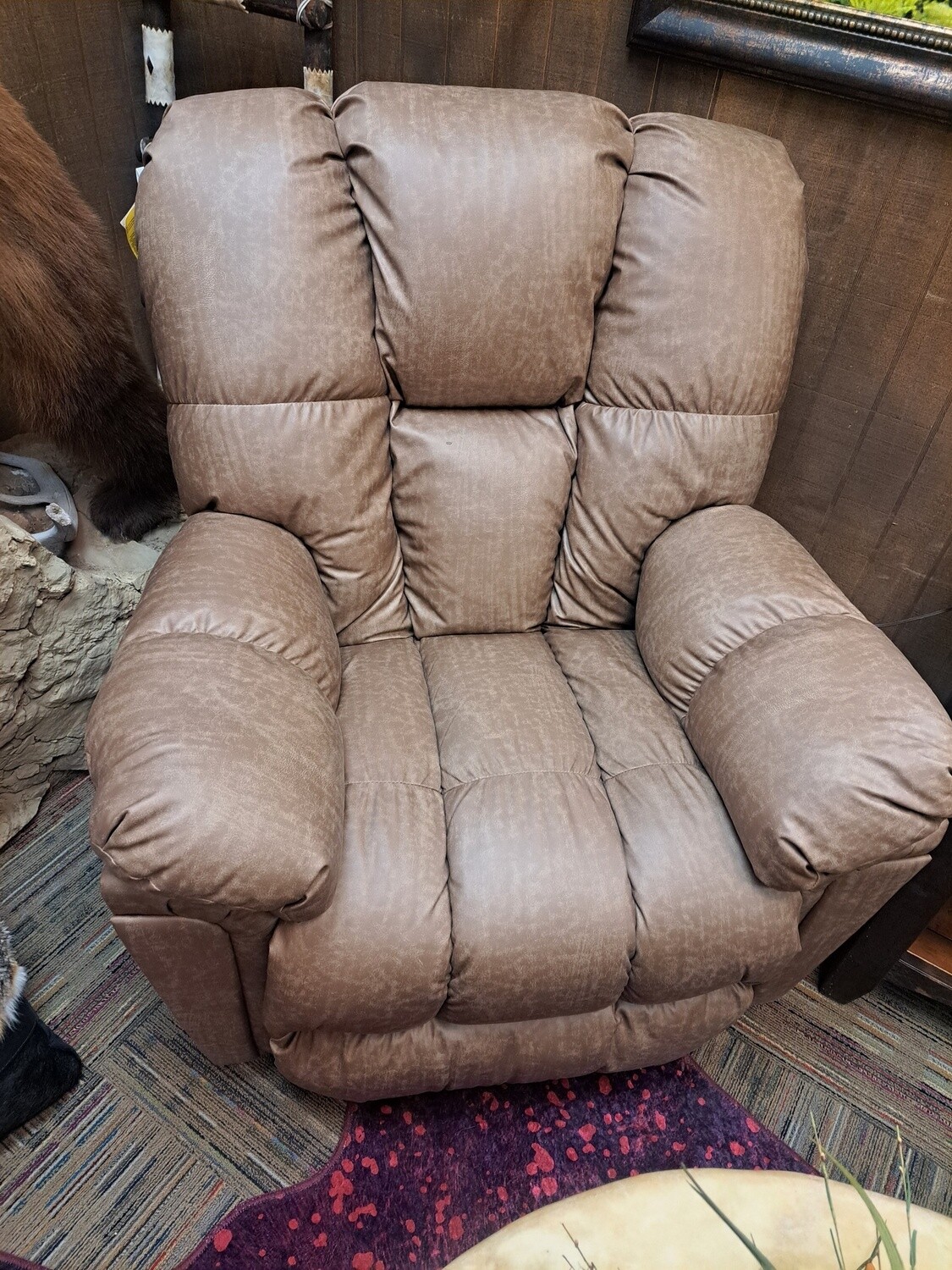 Lucas Peanut Rocker Recliner