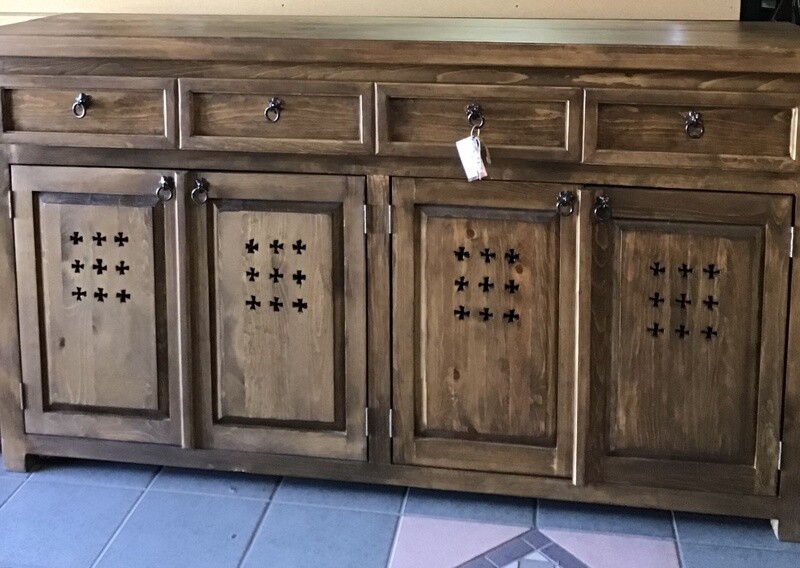 Cross Buffet with TV Lift