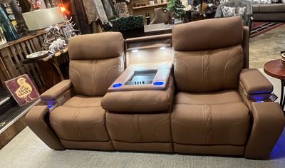 Navarro Saddle Media Sofa