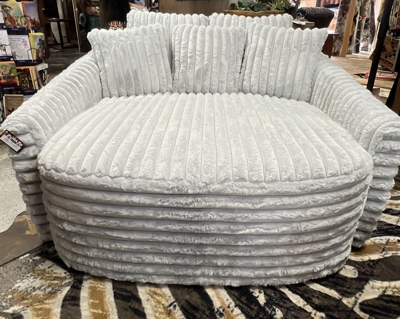 Presley Fog Chaise Lounge