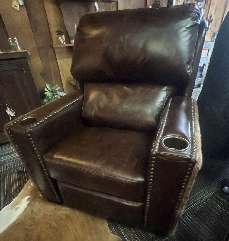 Vienna/Malone Pushback Recliner