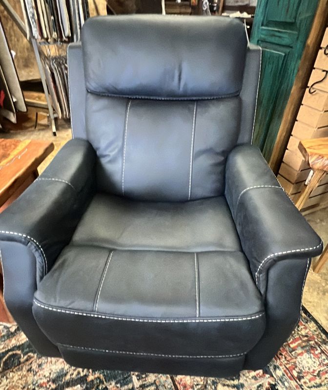 Valencia Ocean Blue Power Recliner