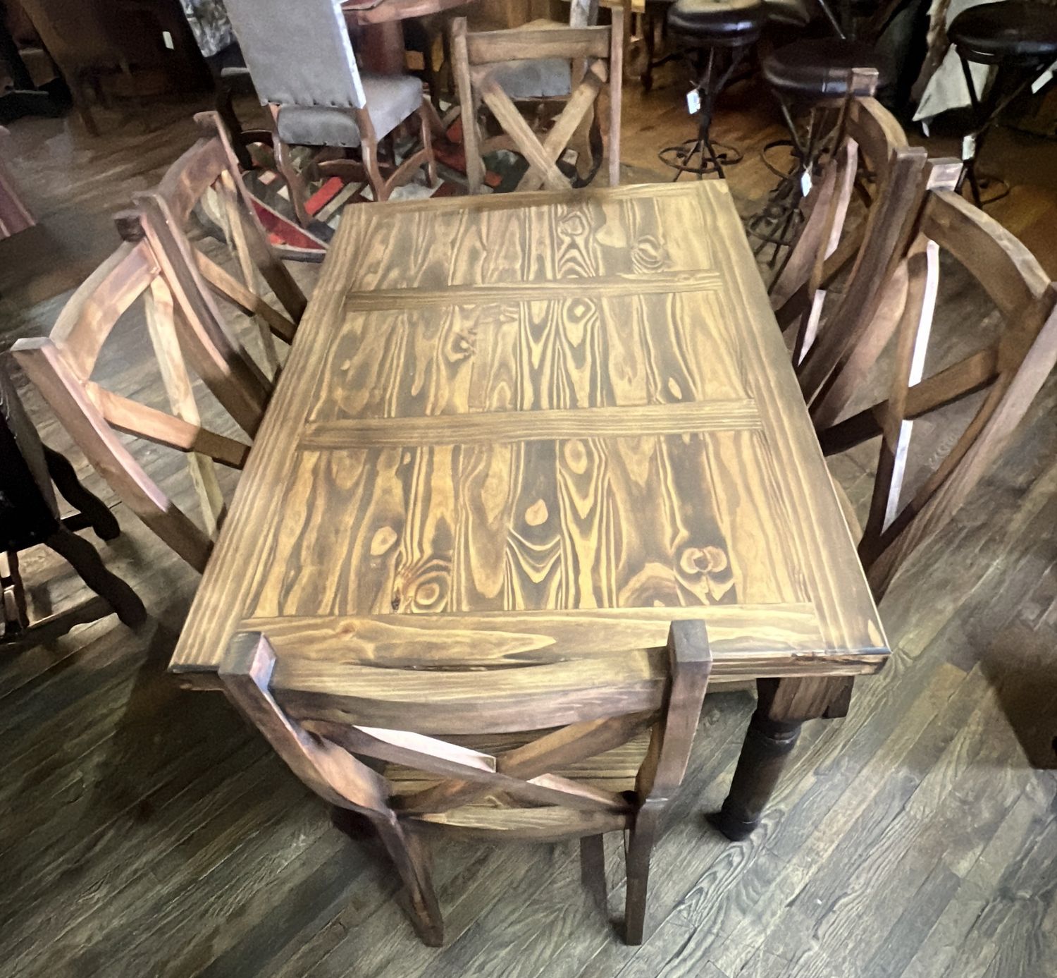 Promo Turned Leg Table With 6 Chairs