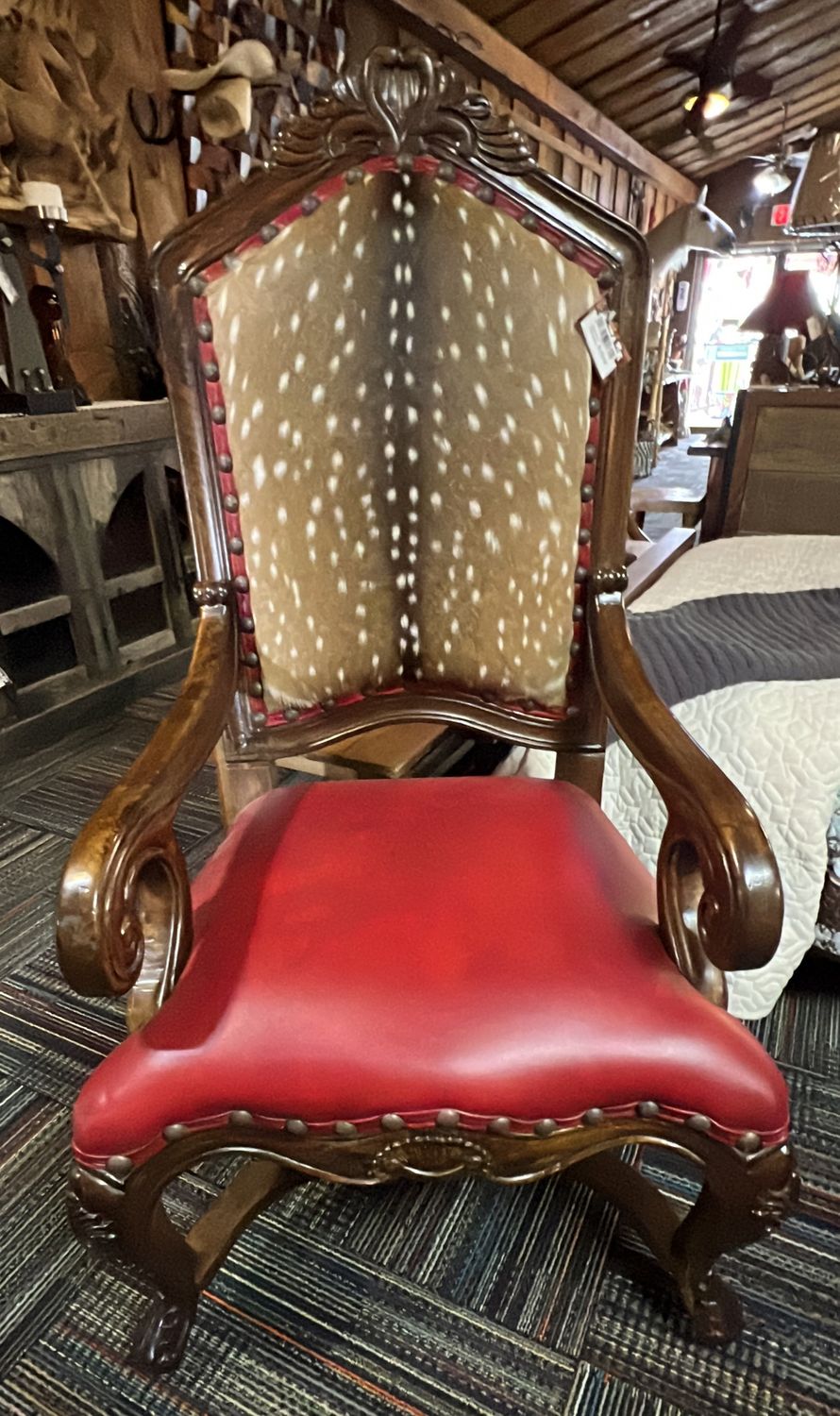 Verona Arm Chair with Axis