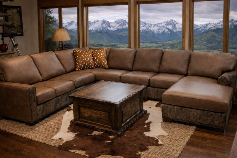 Vienna Sectional With Chaise