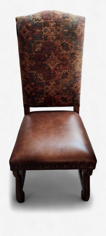 Rochilio Harvest Crown Side Chair