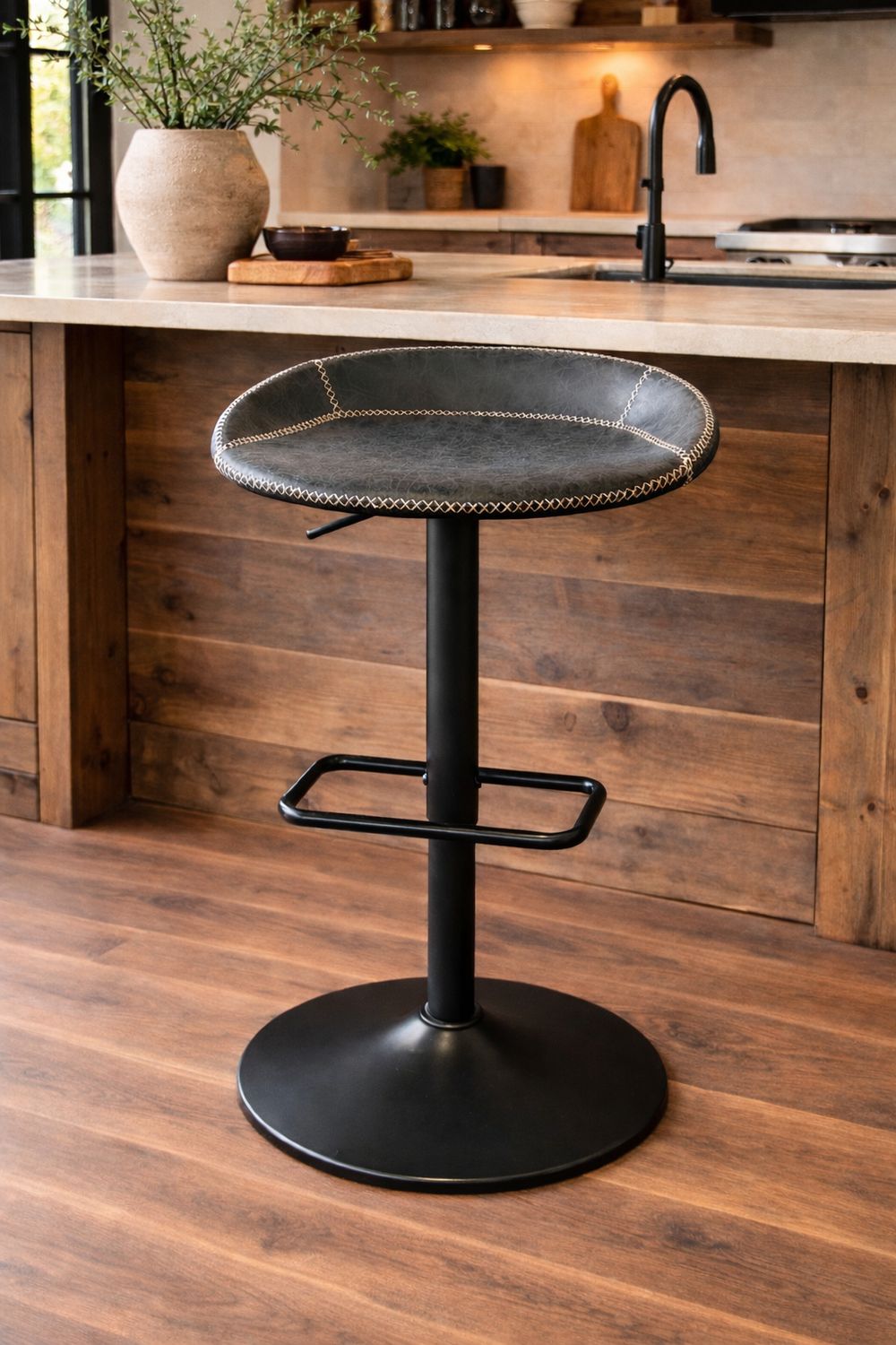 Rogue Barstool -Black