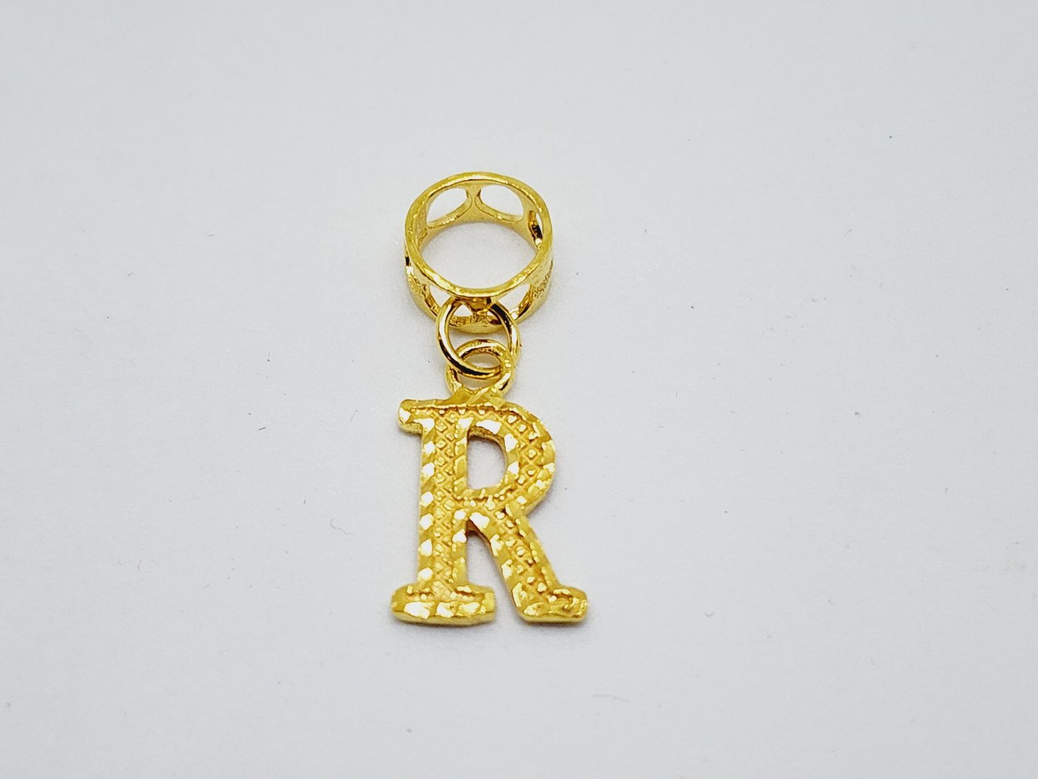 Locket/Beads/Charms Huruf R 