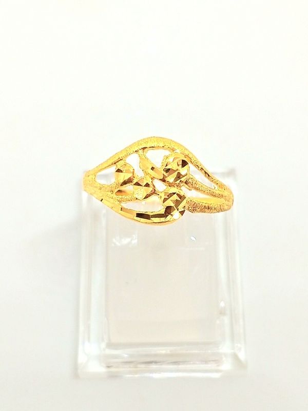 Cincin Daun Padu
