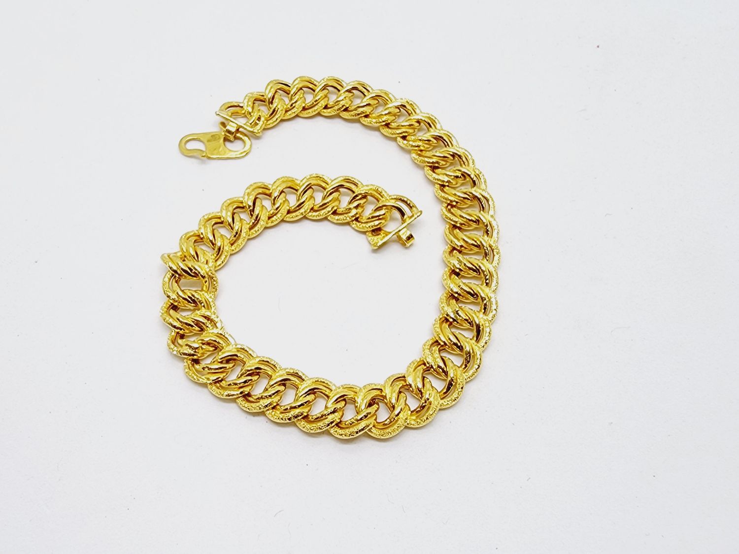 Rantai Tangan Coco Classic Pasir 4g 916