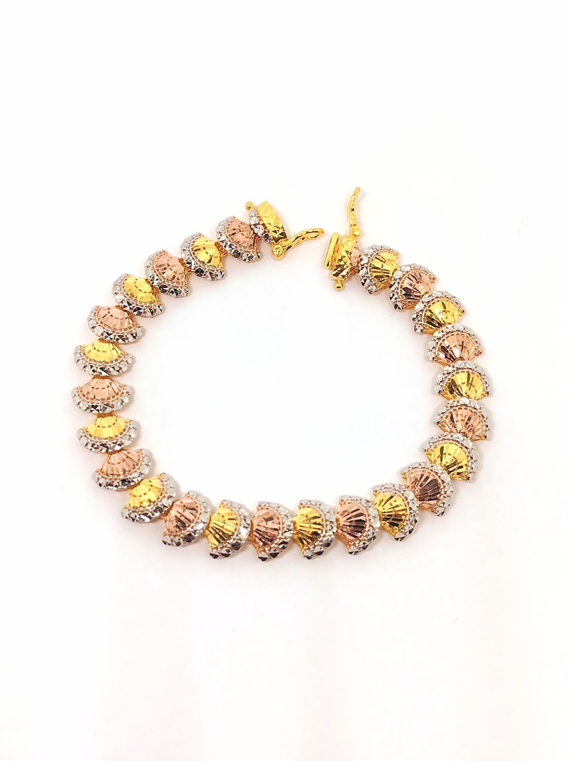 Rantai Tangan Kerang 3C 916