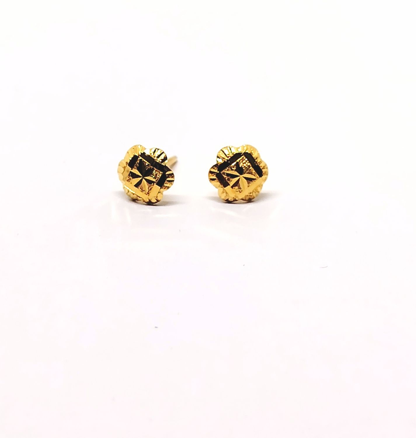 Anting Bunga Pasir Padu 916 Pre Love