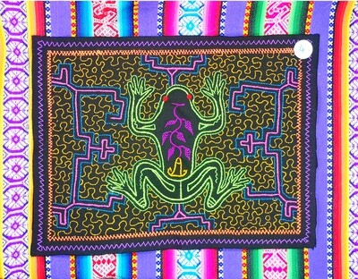 Artesenal, Tapestry &amp; music instruments