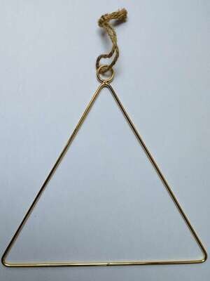 Hanging metal triangle frame for dried flowers 20 or 30cm