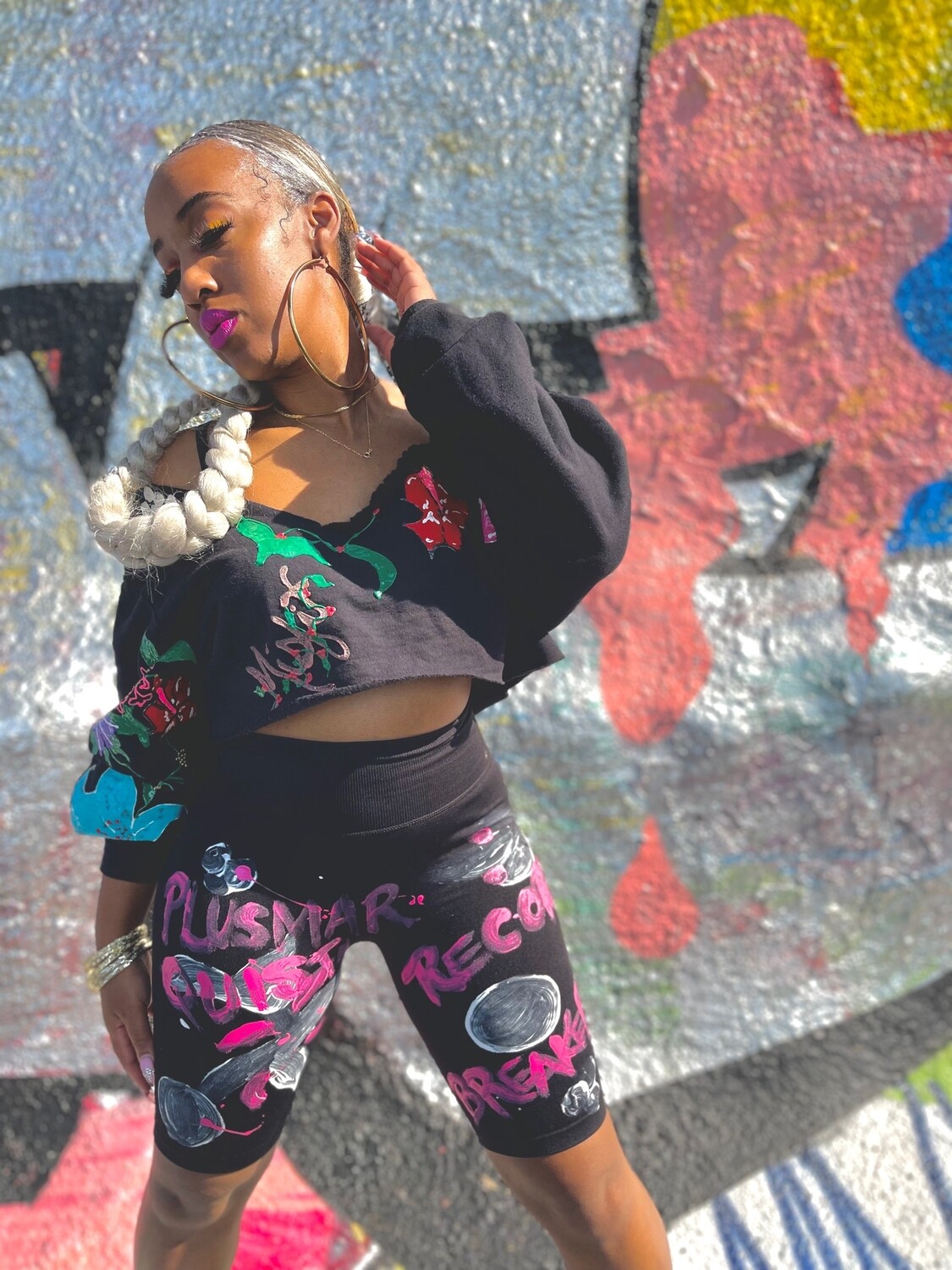 FLOWER PRINT SWEATSHIRT