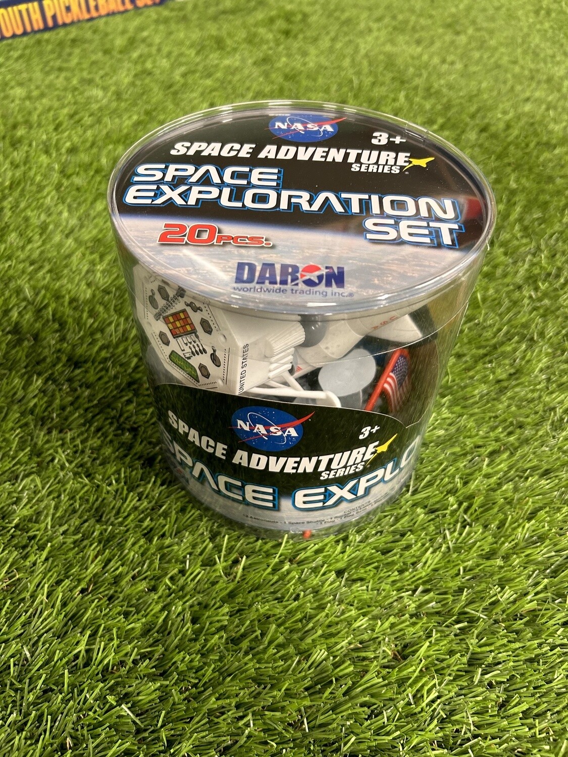Space Exploration 20 Piece Playset W/Mat