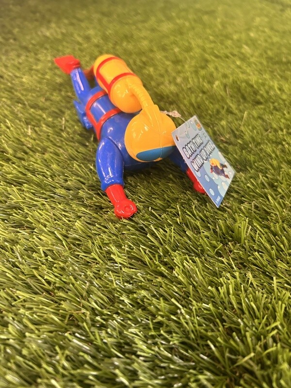 Windup Diver