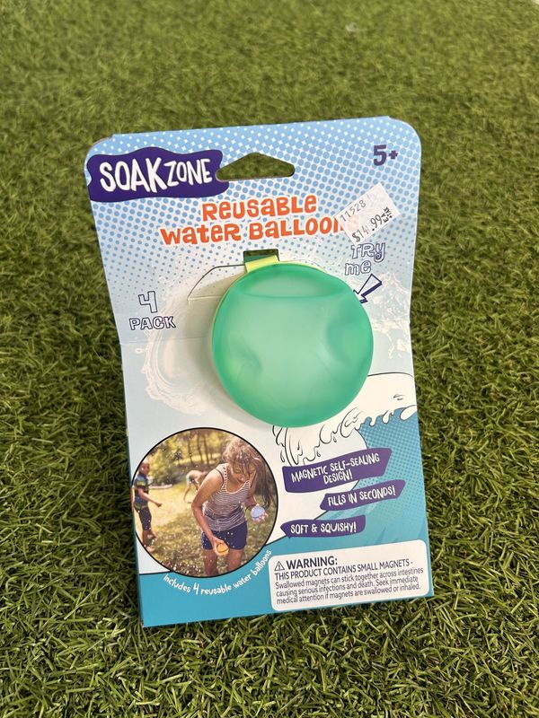 Soak Zone™ Reusable Water  Balloons 4pk