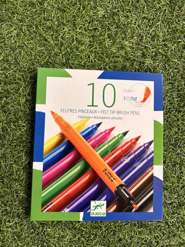 10 Felt Brushes