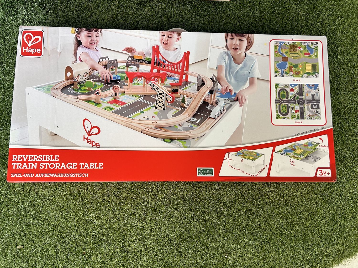 Reversible Train Storage Table