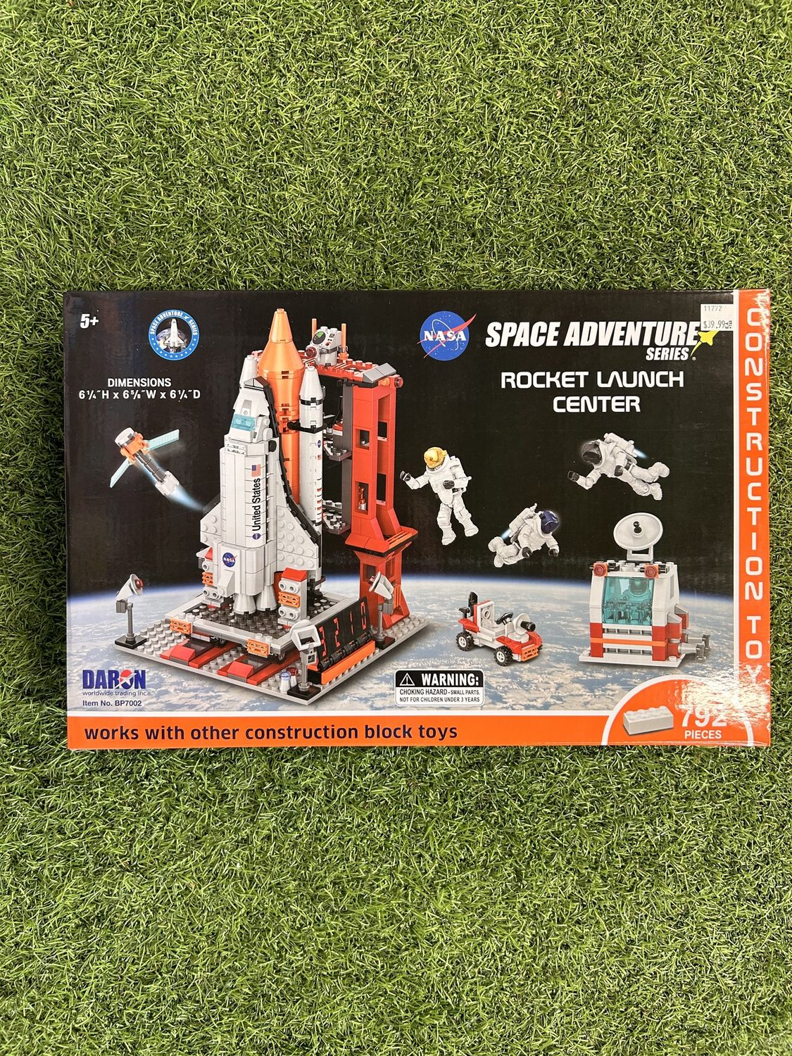 SPACE ADVENTURE ROCKET  LAUNCH CENTER  CONSTRUCTION