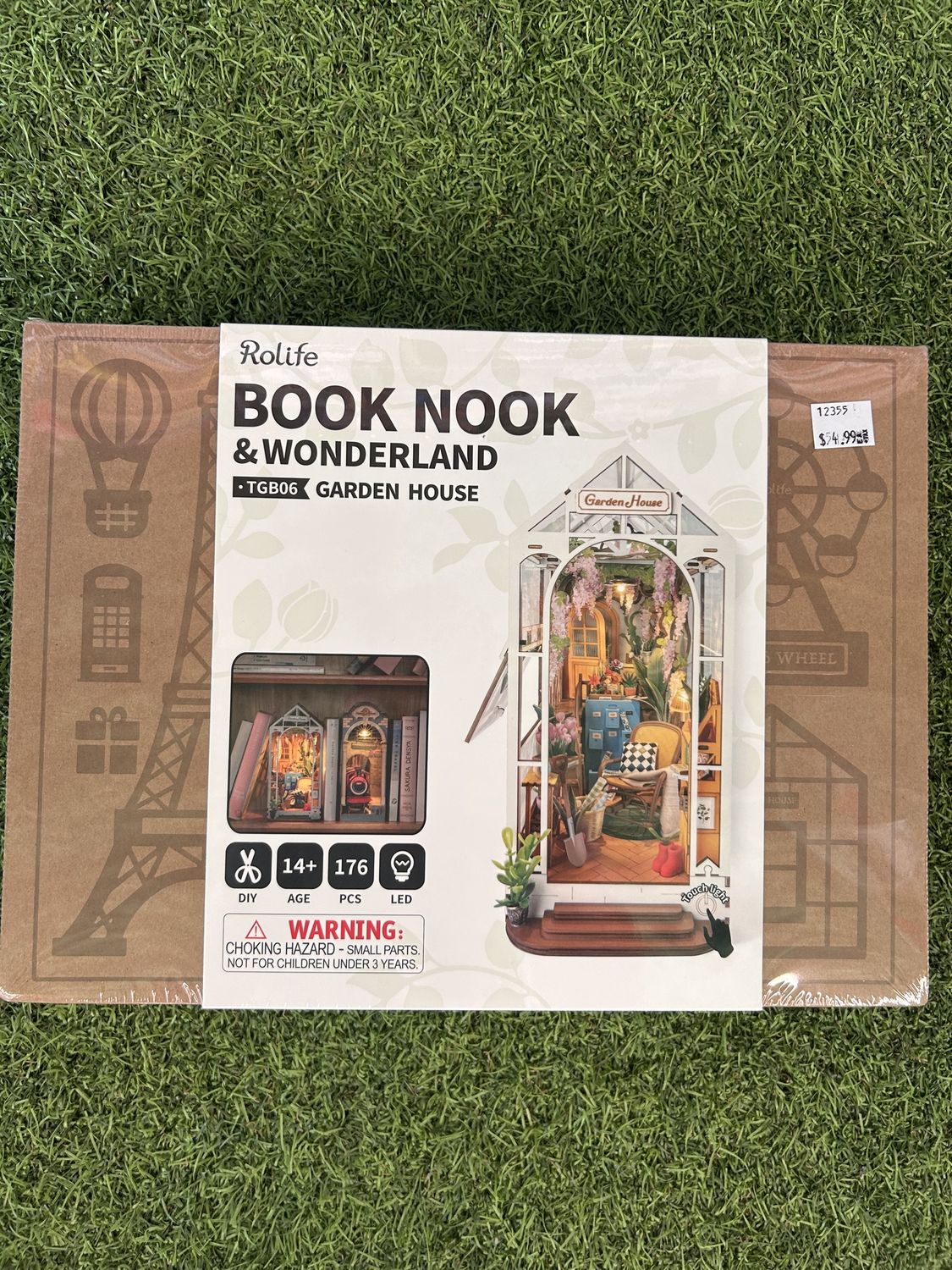 Garden Flower House Book Nook &amp; Wonderland
