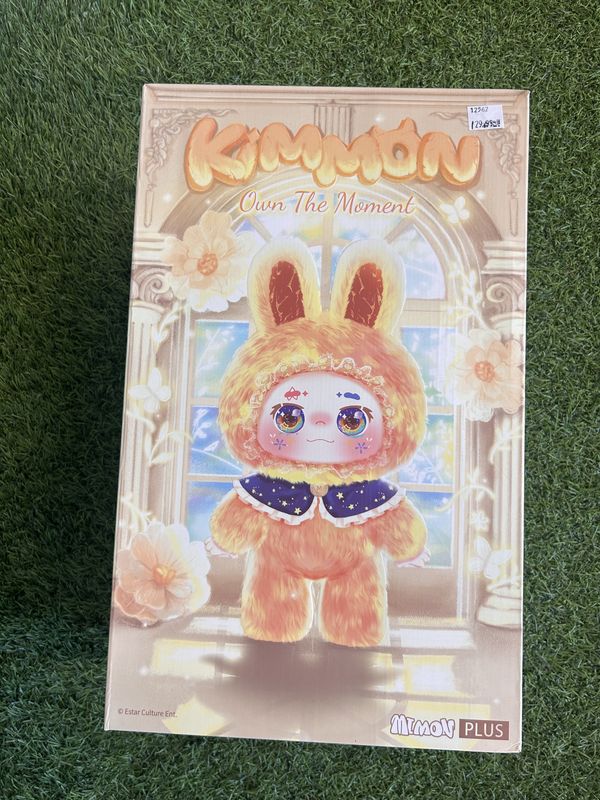 Kimmon “Own the Moment”