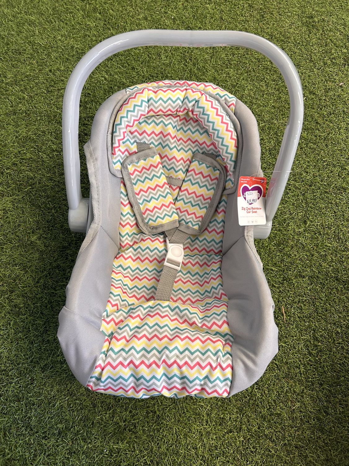Zig Zag Rainbow - Car Seat