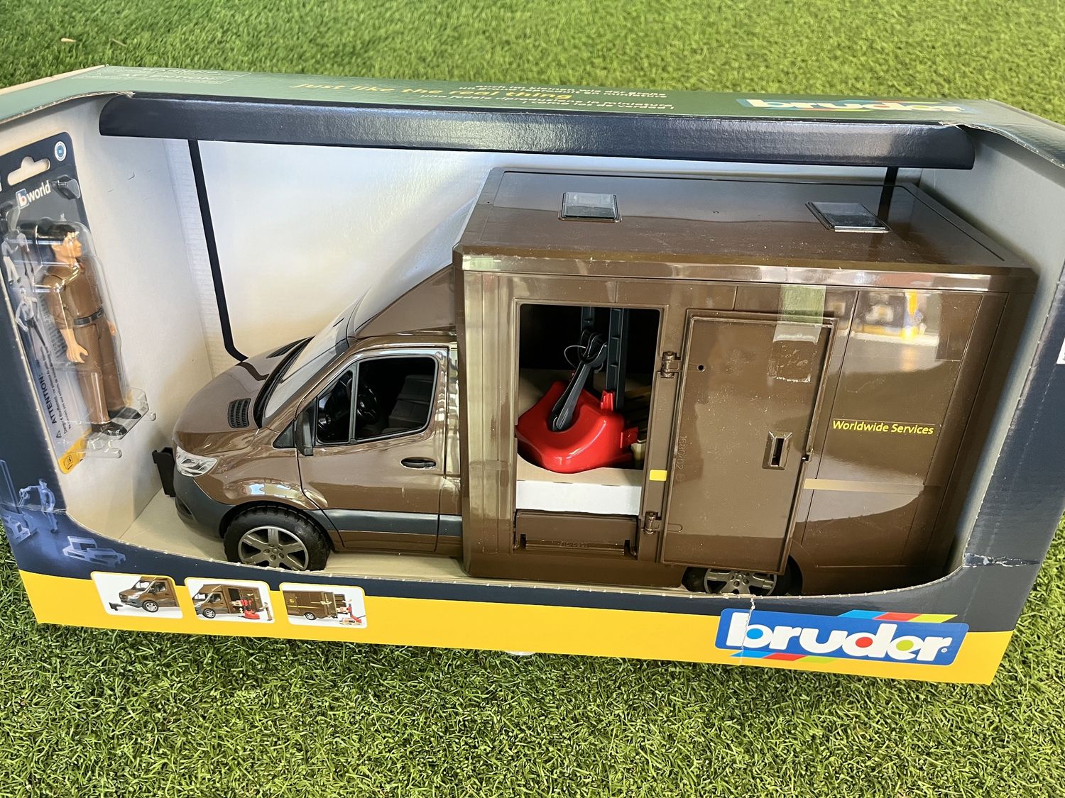 MB Sprinter UPS w driver and accessories