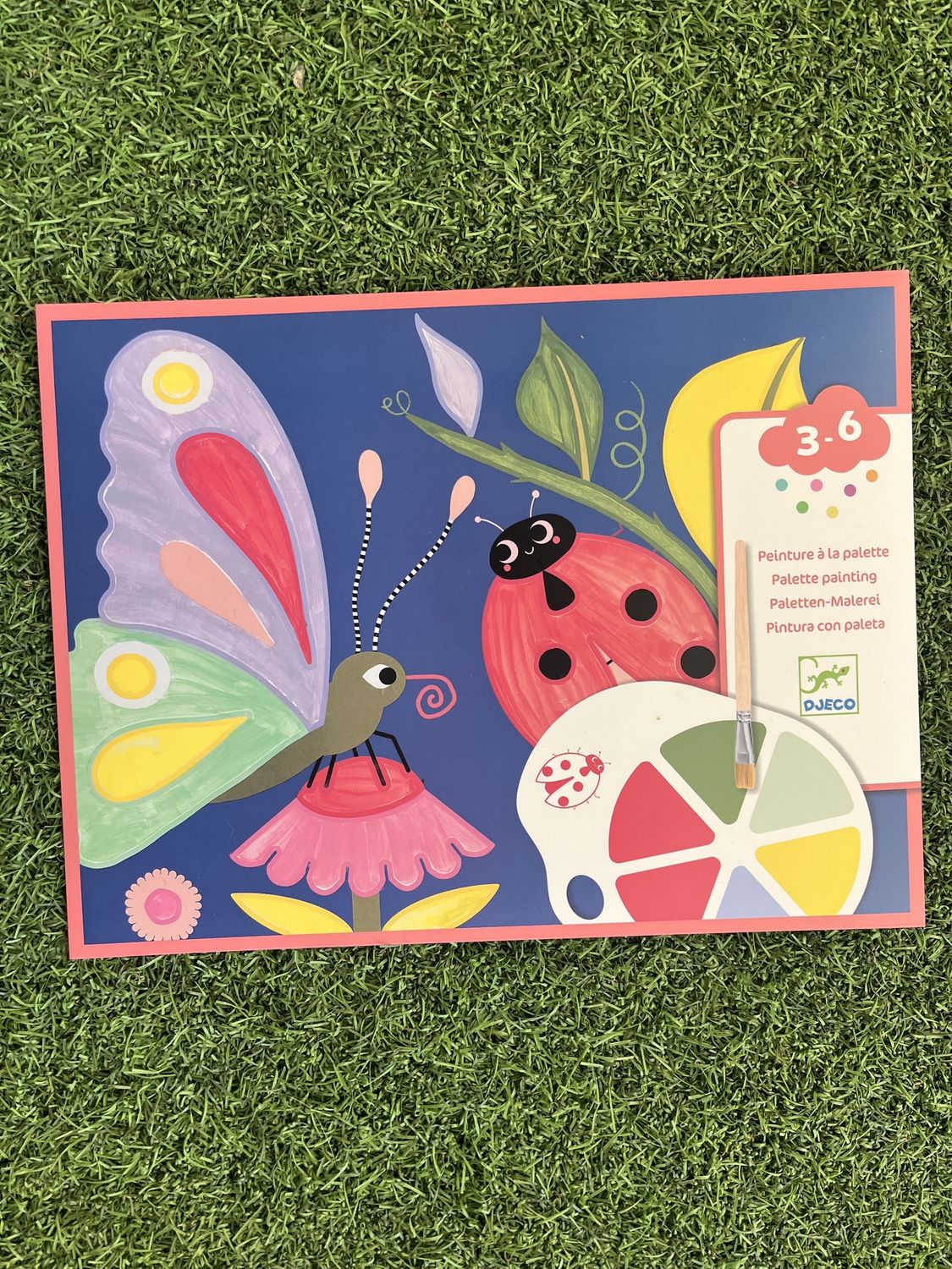 Ceeepy Crawlies Paint with Water Activity Set