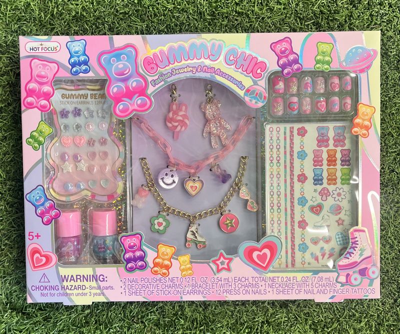 Gummy Chic, Gummy Bear