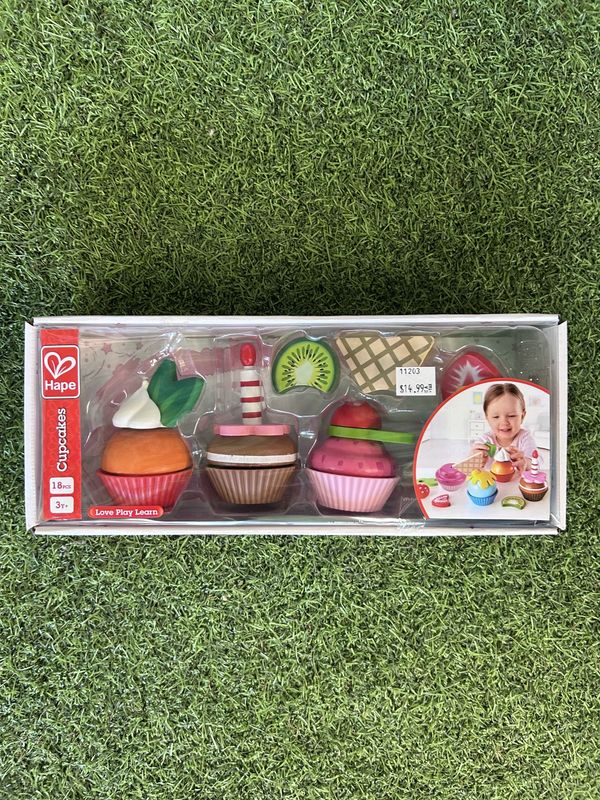 Cupcakes (Veira's Birthday Box)