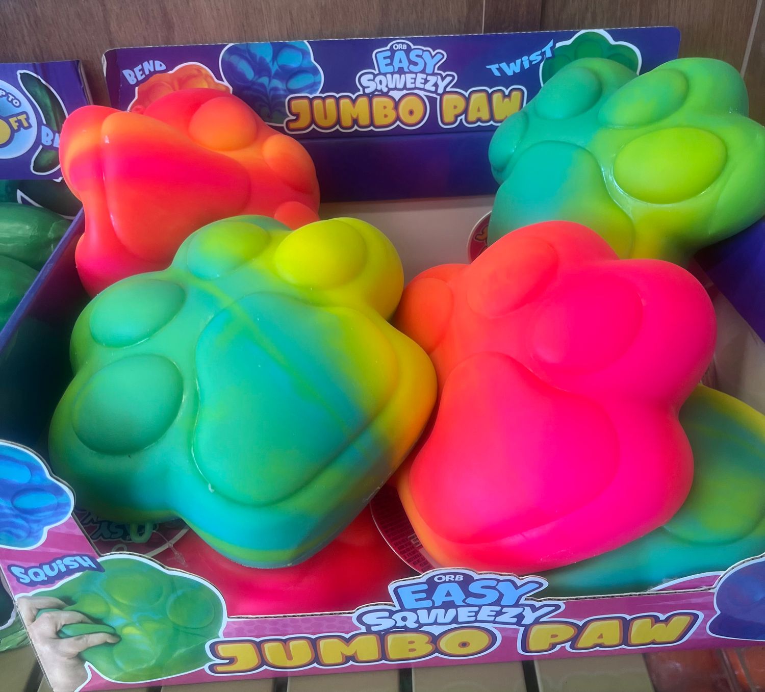 Easy Sqweezy Jumbo Paw