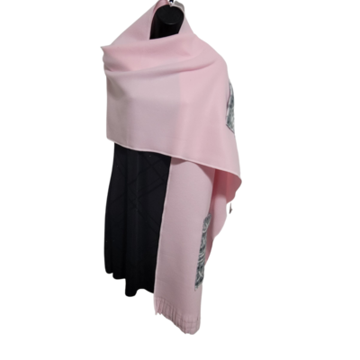 Soft Pink Fleece Wrap with light Gray and Pink Print Pockets