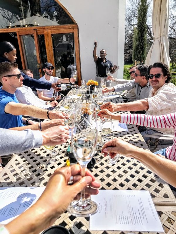 ✨ Fascinating Franschhoek – Wine &amp; Sparkle Tour