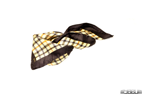Foulard DAKS