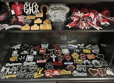 Acrylic Mum Trinkets/Key Chains