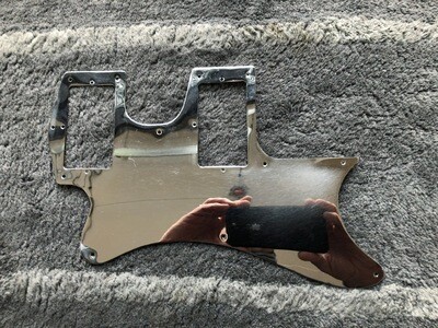 Gibson RD Artist Bass chrome pickguard