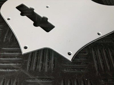 Fender Geddy Lee Jazz Bass 3-ply pickguard white