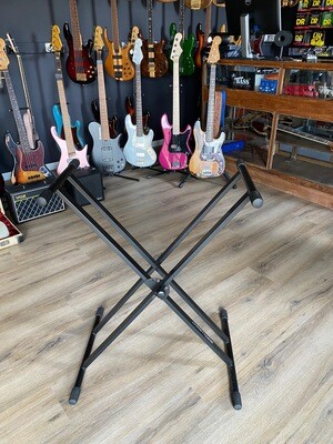 Ultimate Jamstands keyboard stand