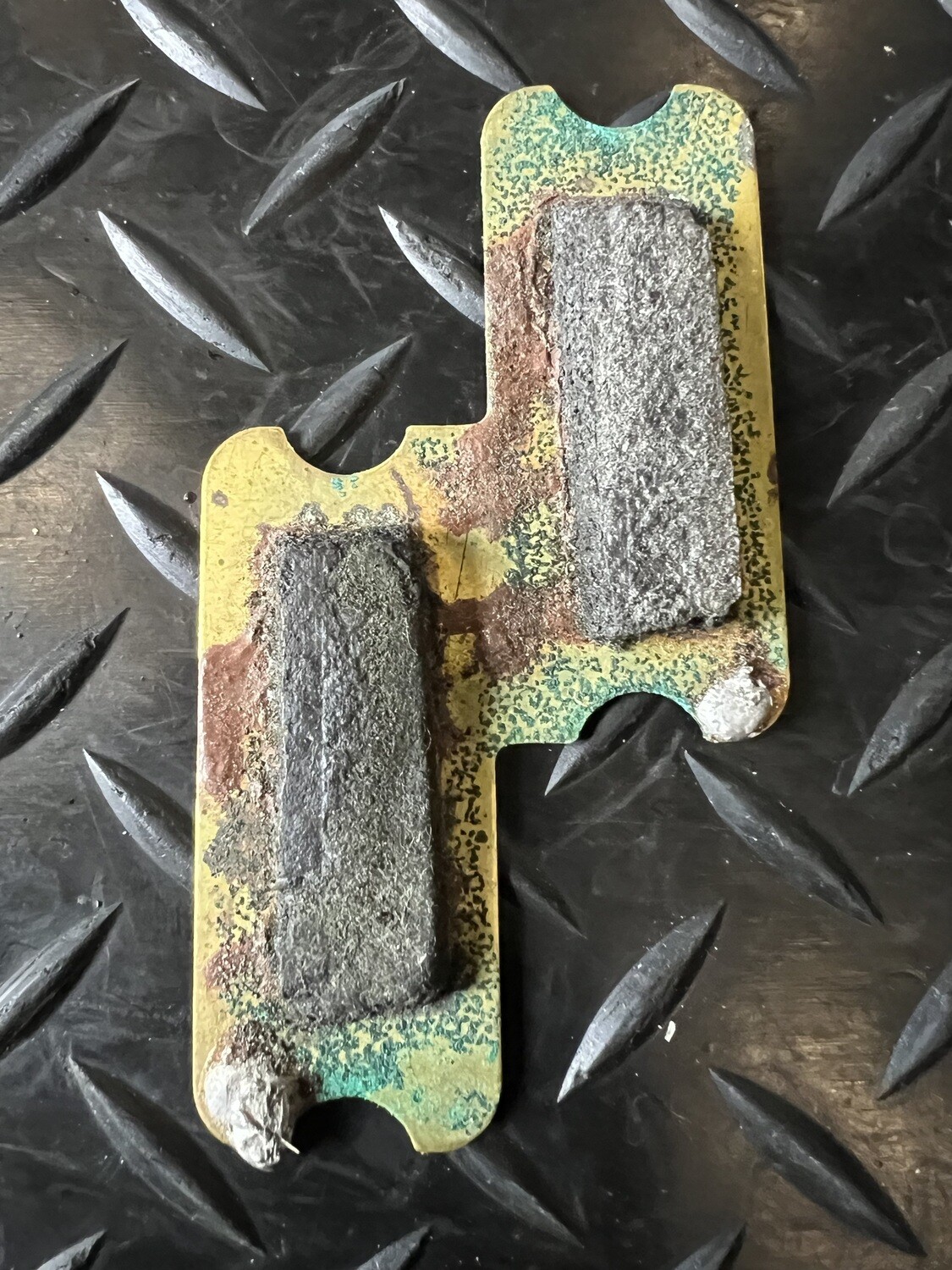 Fender Precision Bass Pickup Shield / Ground Plate