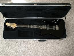 SKB Universal Electric Guitar Case Deluxe