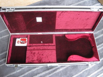 Road Ready Flightcase for Electric Guitar (Strat, Les Paul etc.)