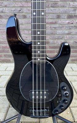 Music Man Sterling StingRay DarkRay