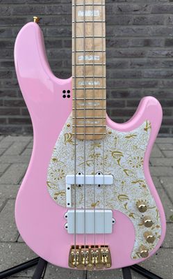 Sandberg California V / TM Ida Nielsen Signature Limited Edition 4-string
