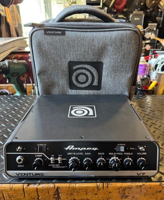Ampeg Venture V7
