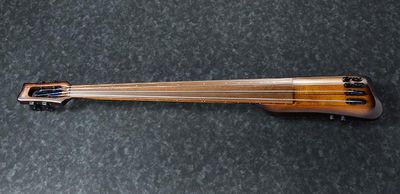 Ibanez UB804