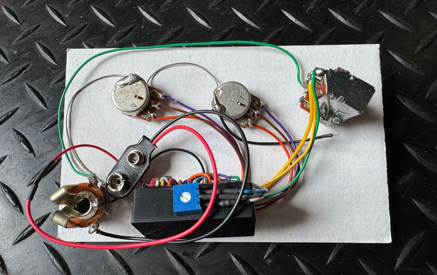 Bartolini 2 Band NTBT-918 active-passive Preamp